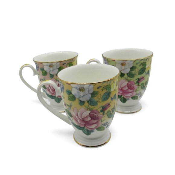 ROYAL GRAFTON Chelsea Gargen Footed Mug Set of 3 England Vintage - Picture 1 of 9